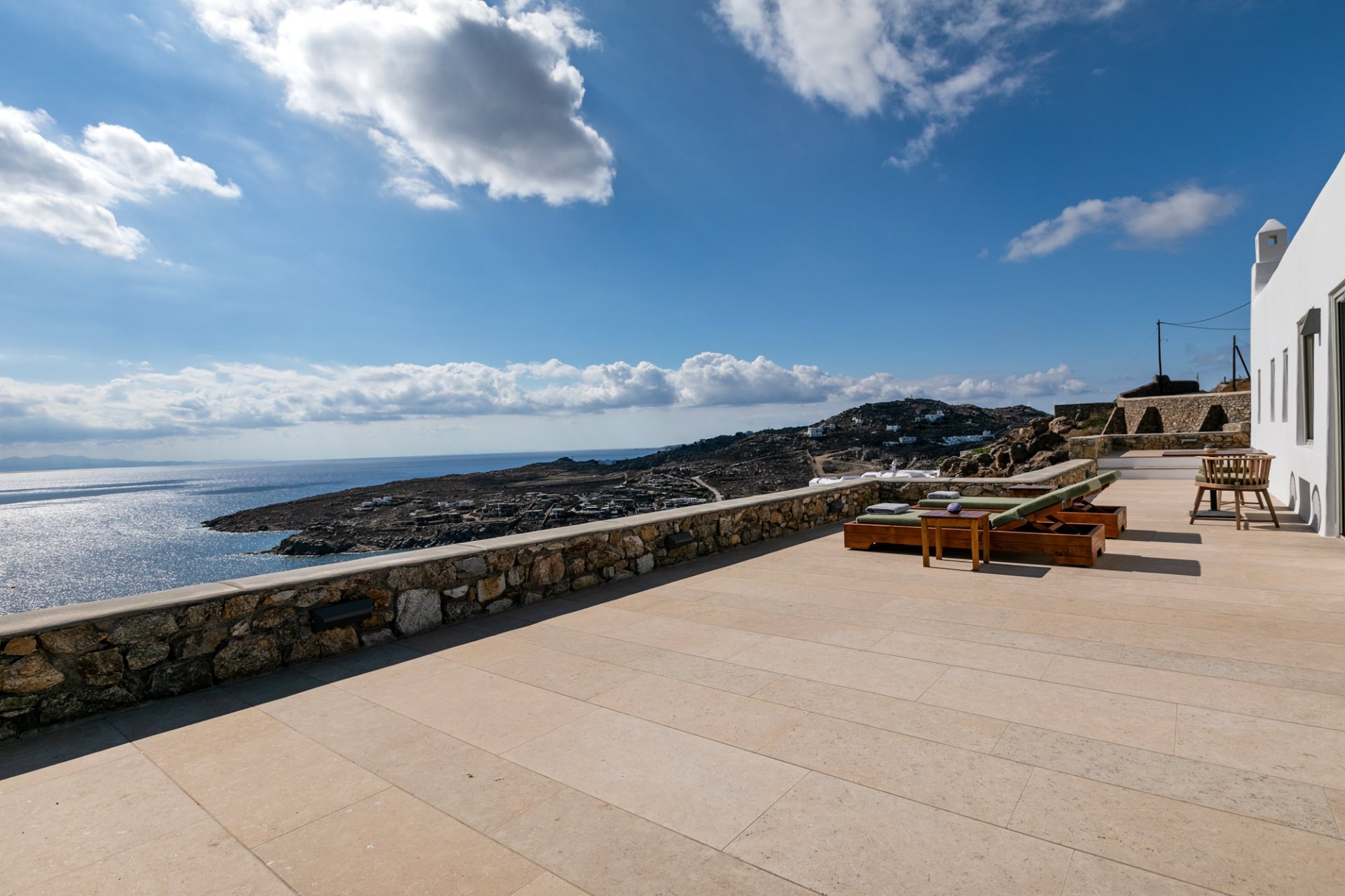 Cavo Dante Villa - The Estate