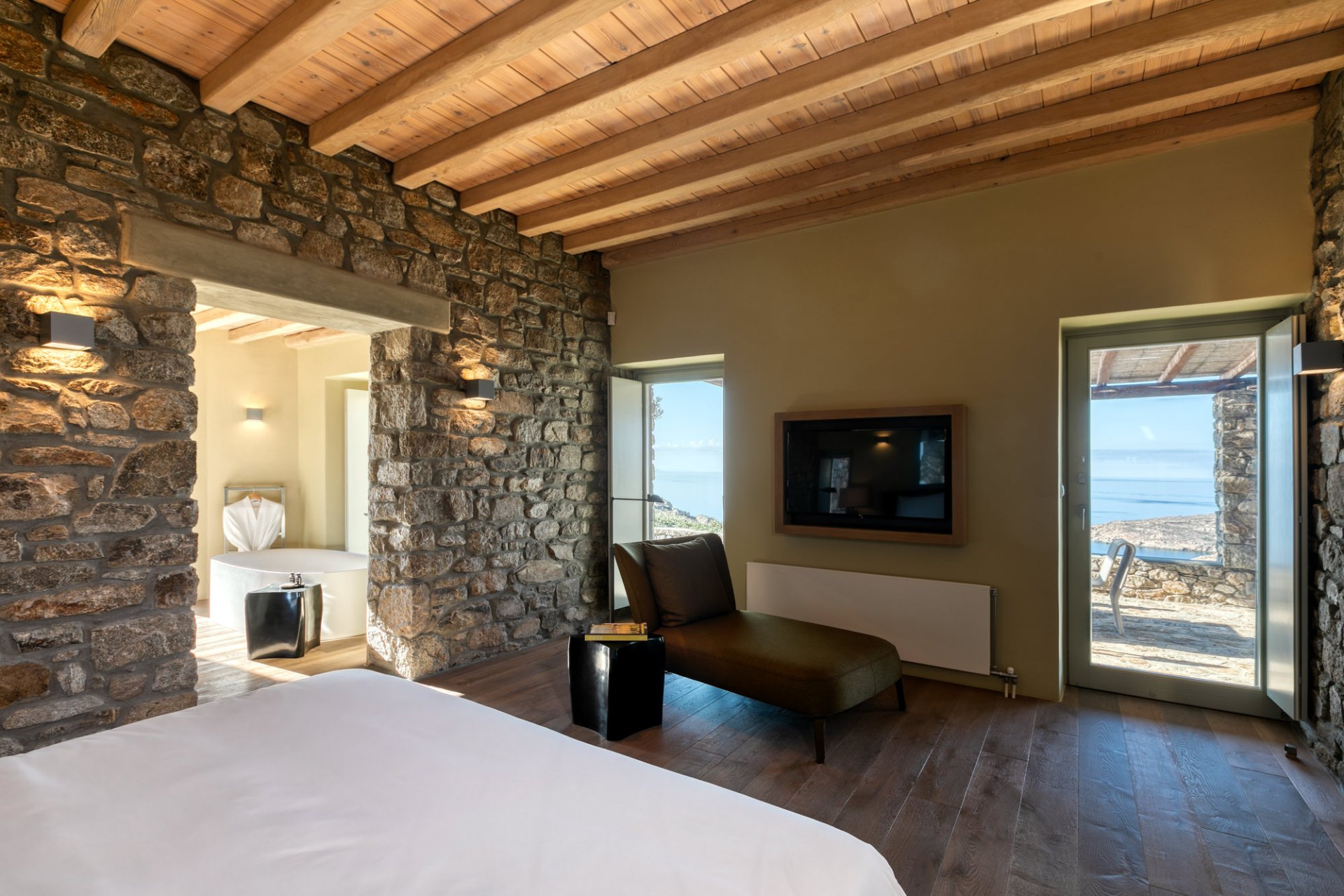 Cavo Dante Villa - The Estate