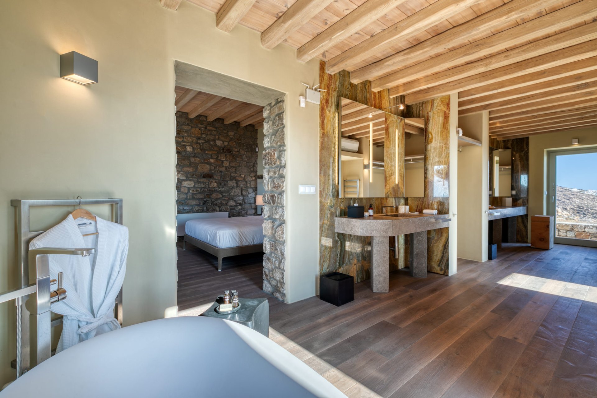 Cavo Dante Villa - The Estate