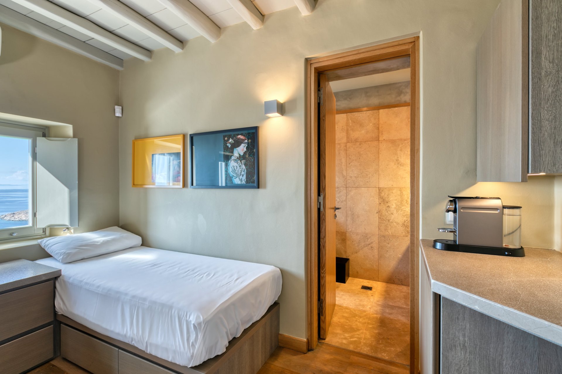 Cavo Dante Villa - The Estate