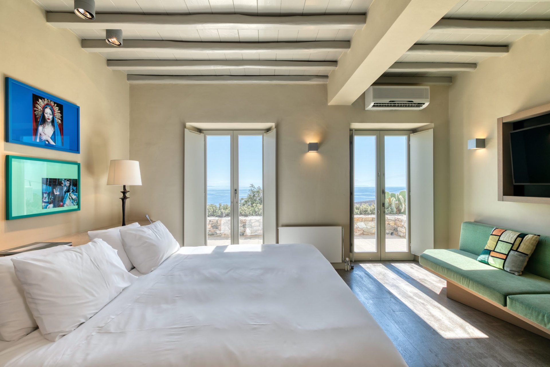 Cavo Dante Villa - The Estate