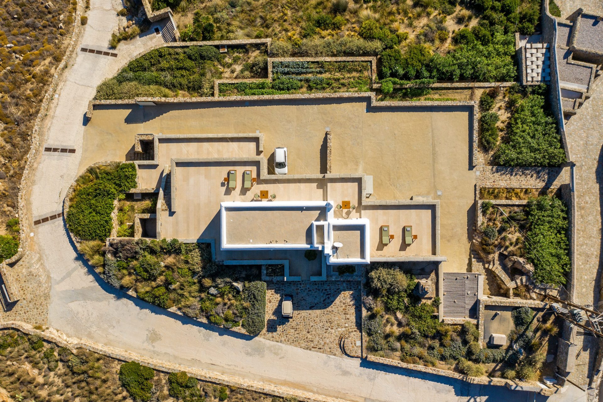 Cavo Dante Villa - The Estate