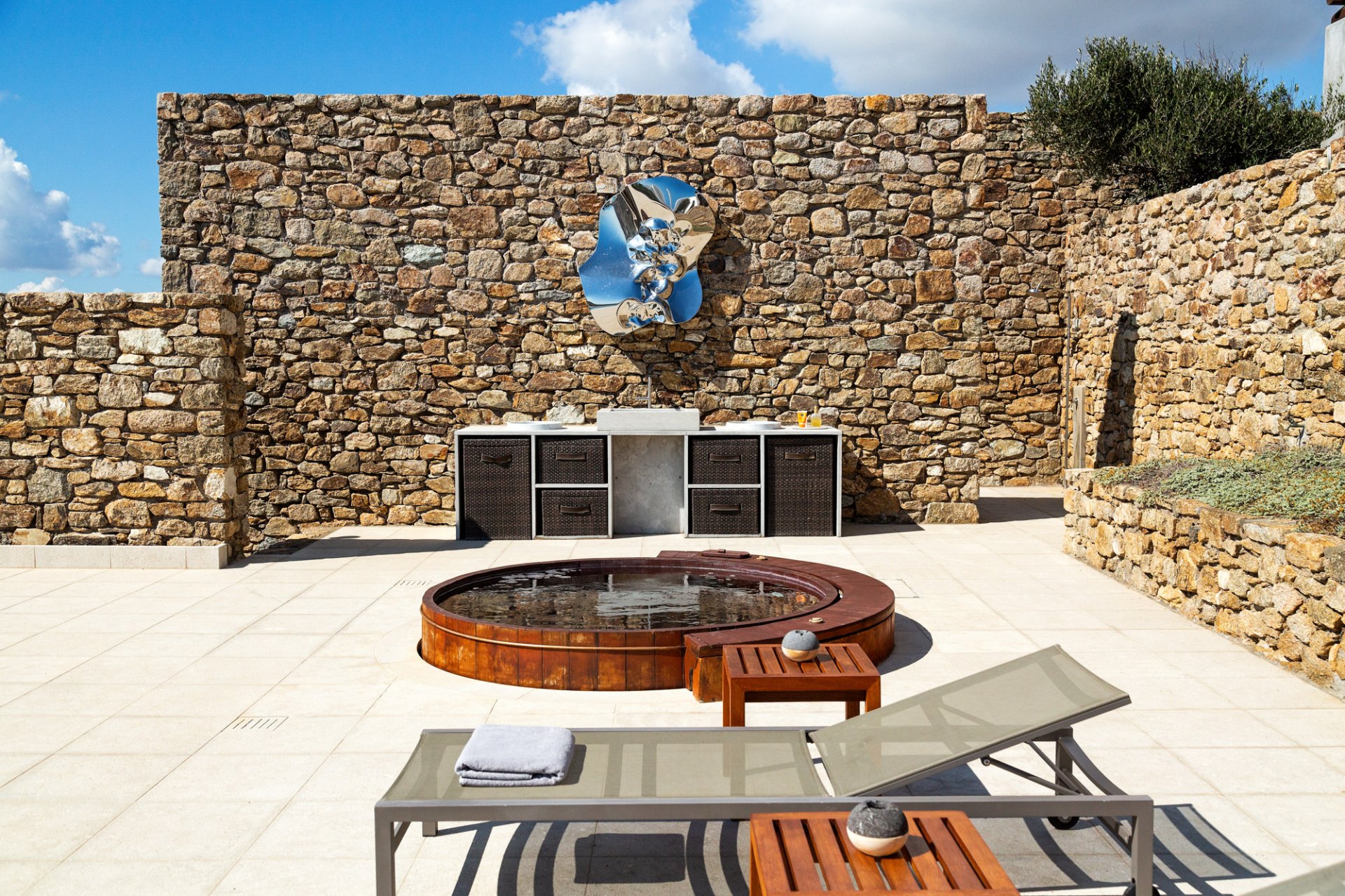 Cavo Dante Villa - The Estate
